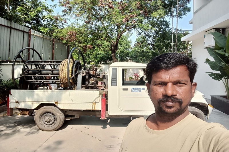 Borewell Motor Lifting Machine